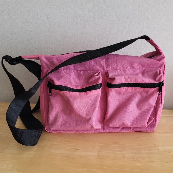 Baggu Pink Medium Cargo Crossbody - Picture 1 of 7